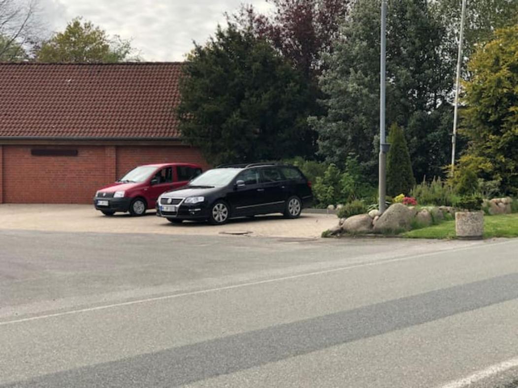 Grosszuegiges Reetdachhaus An Der Nordsee Langenhorn Kültér fotó